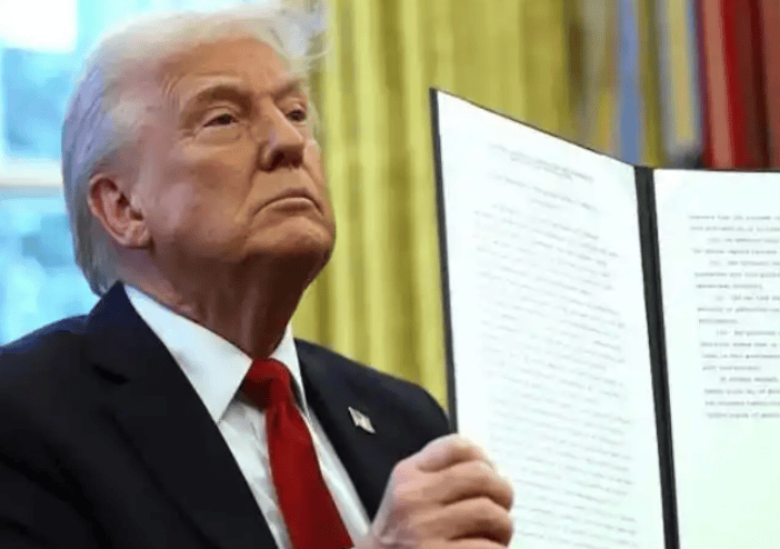 如何申请皇冠信用网_不到48小时如何申请皇冠信用网，特朗普盯上中国新领域，誓要中国低头？局势愈发严峻