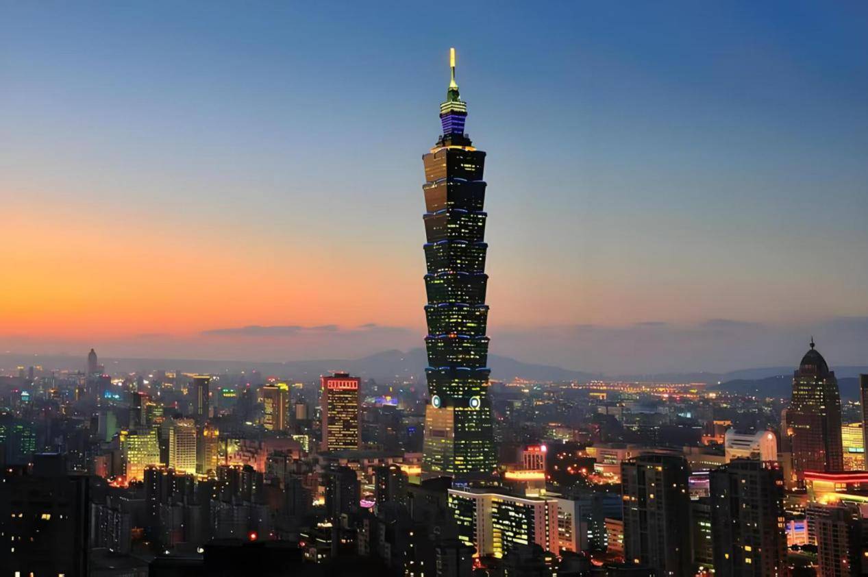 皇冠信用网会员_这次闹大了？岛内首次实弹试射皇冠信用网会员，赖清德没料到，美国转头把台卖了