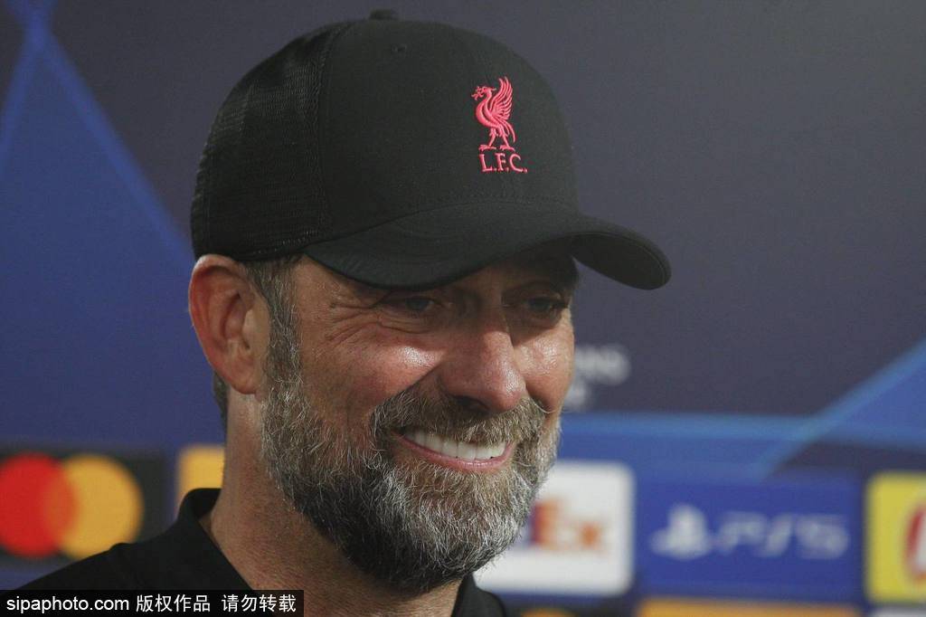 皇冠信用在线开户_克洛普亲自否认执教罗马传闻 为红军球迷嘘阿诺德而失望