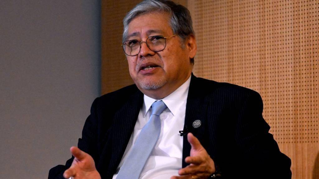 皇冠信用网申请_东盟峰会上皇冠信用网申请，菲律宾总统态度大变，向中国释放“求和”信号，中方立场坚定！