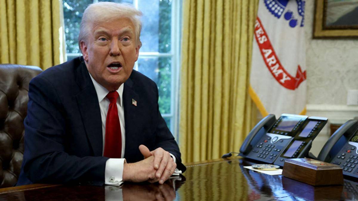 奥克兰城足球
_伊朗大规模导弹袭击震慑中东奥克兰城足球
，以色列防御体系告急，美国是否会出手相助？