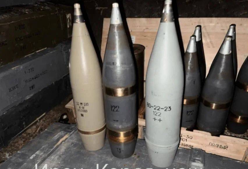 皇冠代理网址_画面曝光!大批朝军在俄牺牲皇冠代理网址,朝鲜领导人亲手为他们盖上国旗