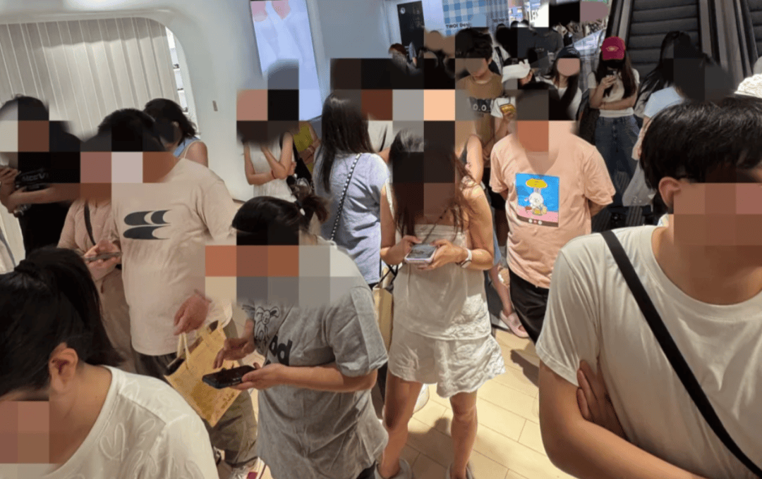 皇冠信用網代理申请
_开业第一天就闭店！人多到崩溃皇冠信用網代理申请
，排队超8小时，品牌道歉，补偿方案公布！