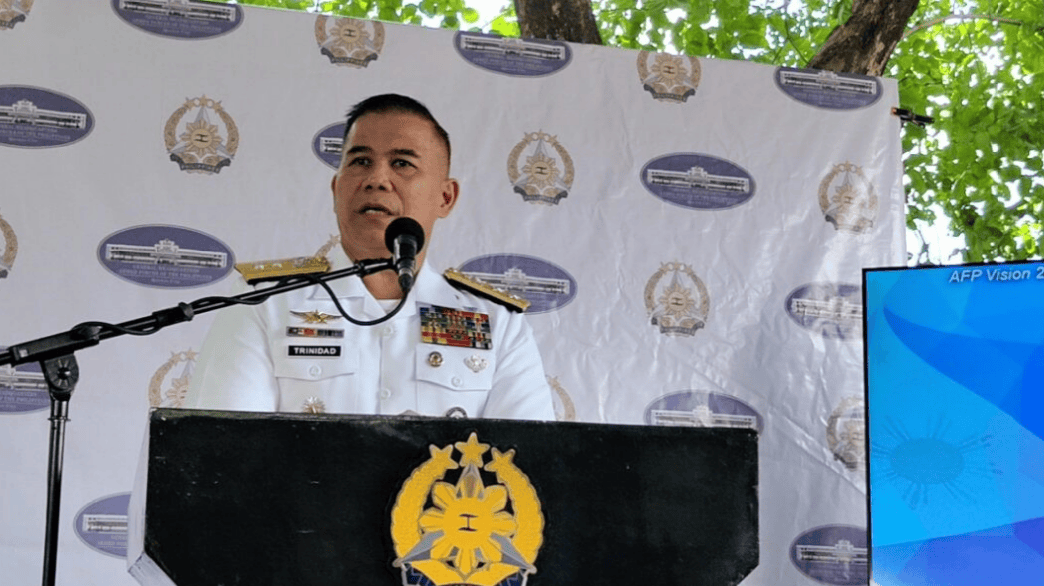 卢博斯福尔曼vs吉里.哈维尔._中国靠近仁爱礁军舰卢博斯福尔曼vs吉里.哈维尔.，就越过菲律宾红线？菲军：有能力击沉敌舰