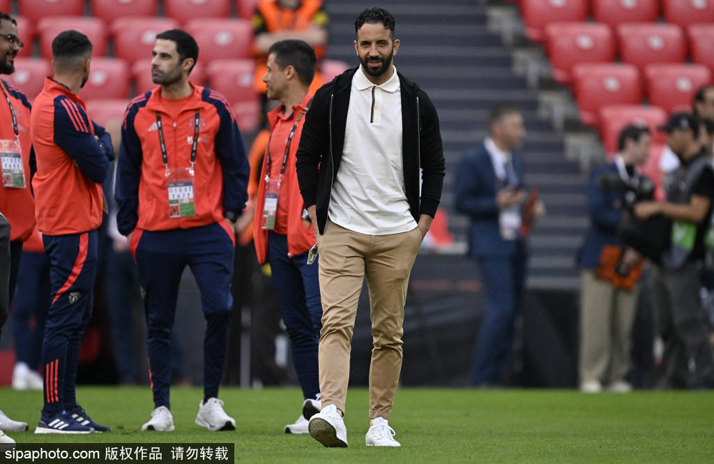 如何申请皇冠代理_鲁尼直言曼联困境:阿莫林上任后球队表现恶化如何申请皇冠代理,未来何去何从?