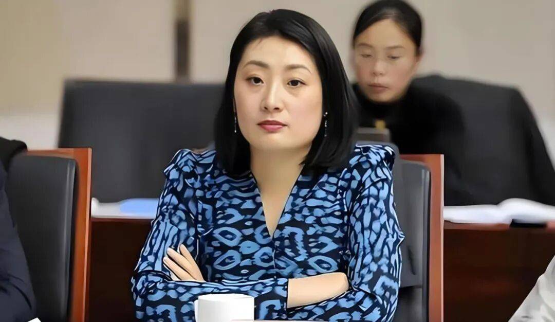 皇冠信用网足球代理
_马光远：辞职是宗馥莉最好且唯一的选择