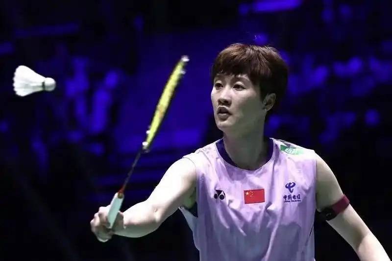 皇冠信用盘
_羽毛球法国公开赛|这才是真实的陈雨菲 力克山口茜进四强