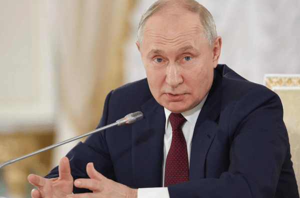 信用网皇冠申请注册
_乌军断粮7天大规模投降信用网皇冠申请注册
,德国先下手为强,凑80万大军与俄罗斯硬刚到底?俄乌局势重大反转