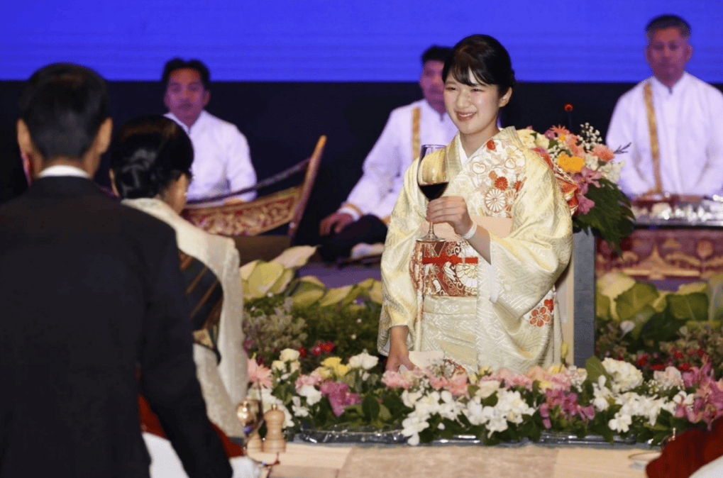 皇冠信用網可以占几成
_高市早苗已经自顾不暇之际皇冠信用網可以占几成
,日本皇室有异动,公主亲自到中国周边挖墙角