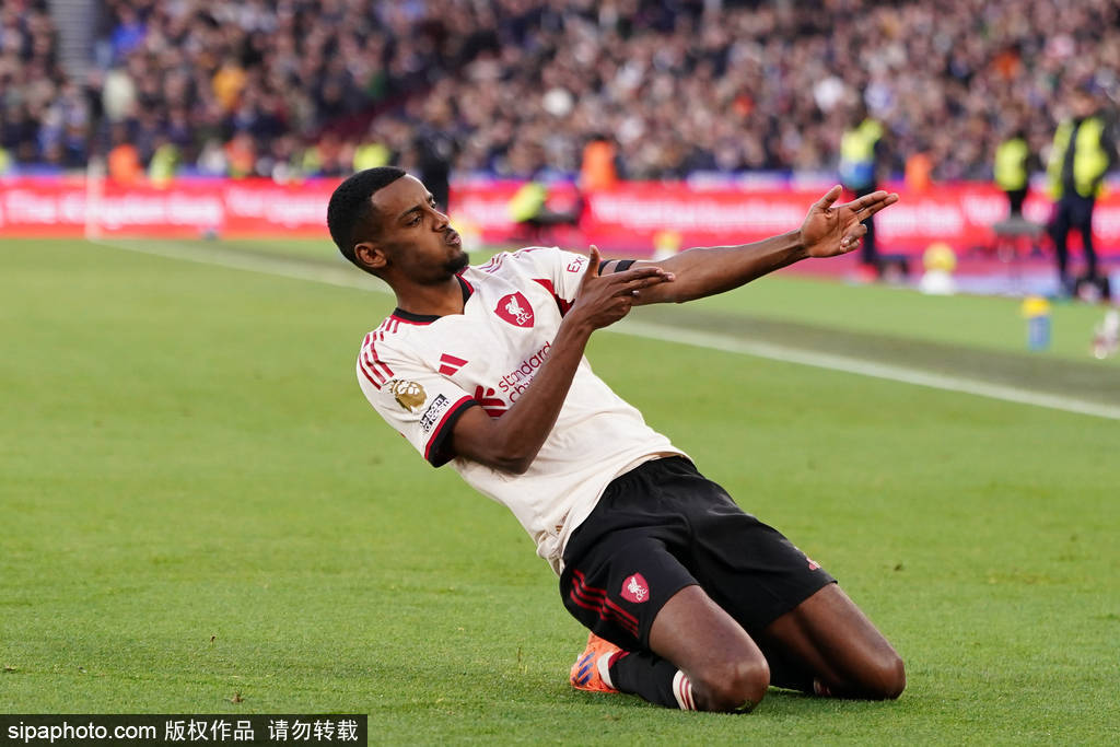 篮球
_观战台：巴萨大战马竞 皇马盼止颓+枪手冲击18场不败