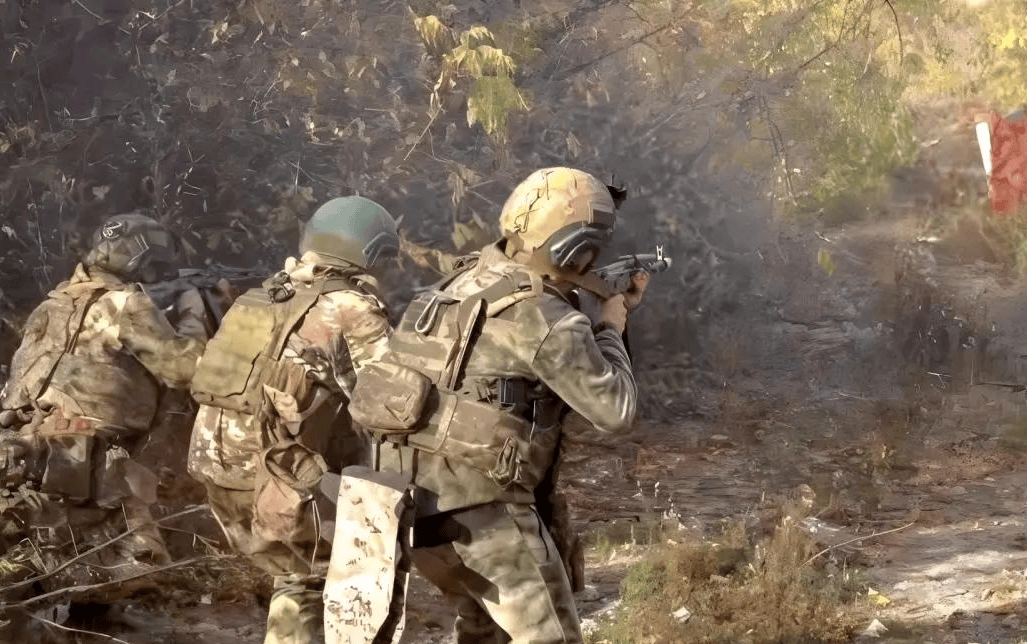 数据
_特朗普上当了？美媒：欧洲要让乌克兰陷入无休止战争数据
，美尽快脱身