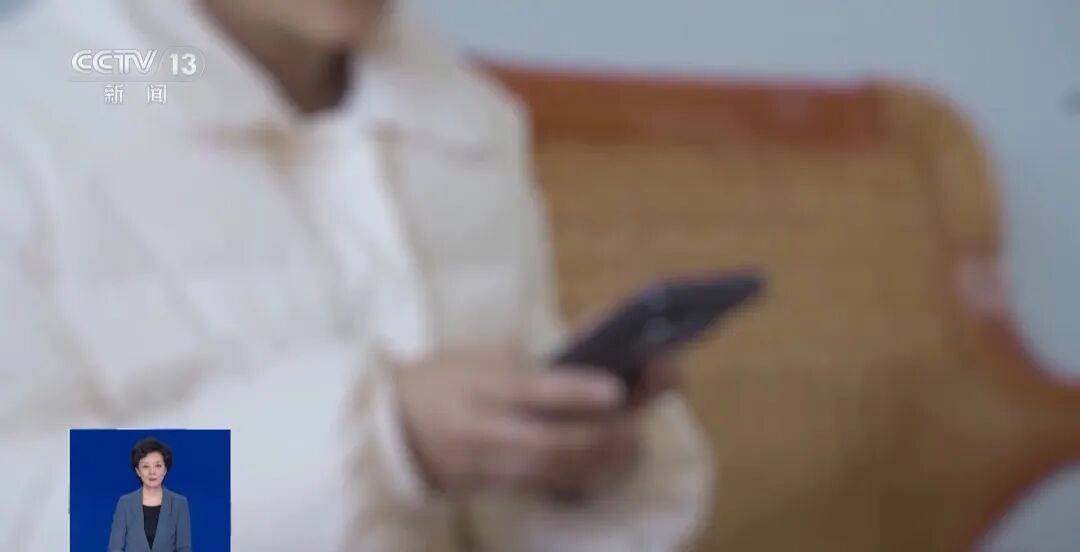 皇冠信用网会员开户申请_撕下“警察”标识皇冠信用网会员开户申请，露出“保安”两个字！警方披露案情→