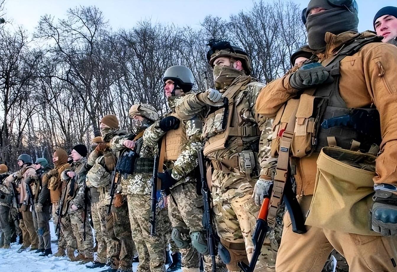 皇冠信用网怎么开户_乌怒斥俄不讲武德皇冠信用网怎么开户,顿巴斯居民参战换免债,基辅痛失控制权陷困境