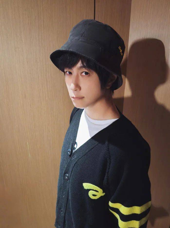 皇冠信用网会员申请_朱孝天举报阿信所属公司“相信音乐”:勾结黄牛炒票逃税、海外洗钱、假唱……