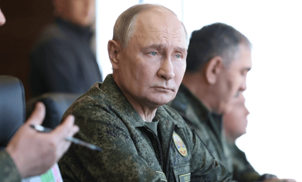 皇冠信用网最高占成_彻底闹大了!乌克兰发起大规模袭击皇冠信用网最高占成,普京不忍了,俄军收到一道指令