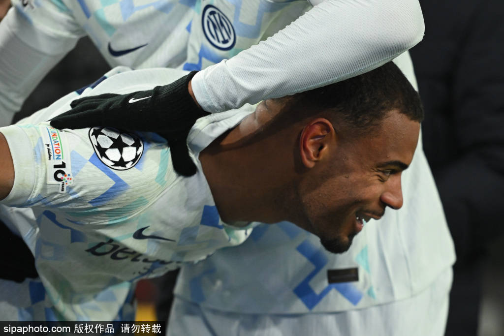 皇冠代理线路
_7分钟2球!姆希塔良、阿坎吉先后破门皇冠代理线路
,国米2-0领先莱切