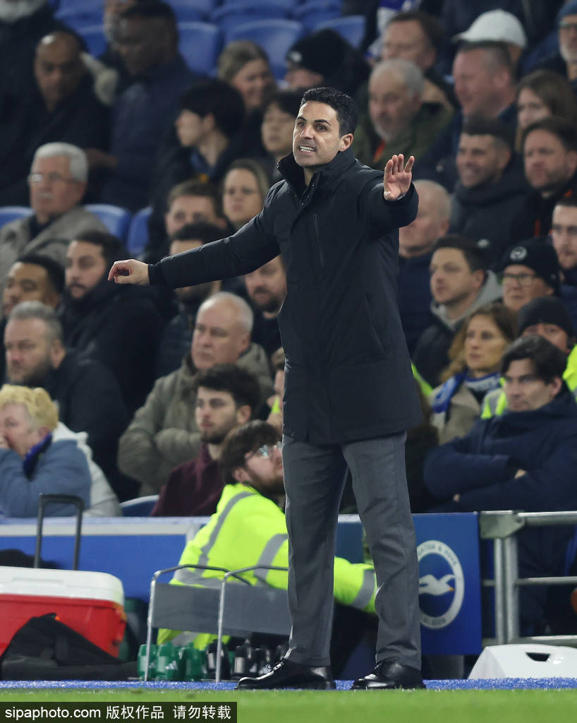 皇冠信用网登3出租
_艰难淘汰英甲队皇冠信用网登3出租
!阿尔特塔:三后卫阵型就练了10分钟 为道曼自豪