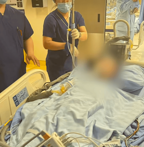 皇冠登录地址_江苏徐州一18岁女生上午做双眼皮皇冠登录地址,下午隆鼻手术麻醉后休克昏迷一周,家属:“被朋友骗去做手术,网贷了4万”,美容院否认