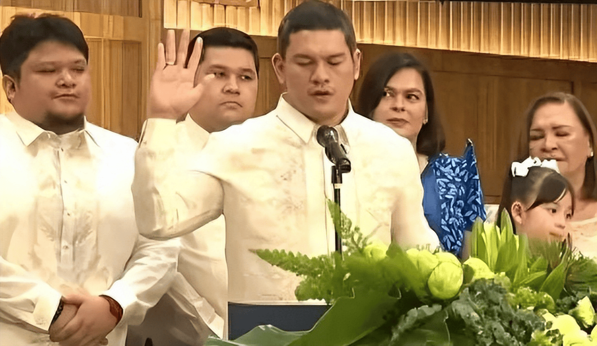 皇冠hga035客户端_菲律宾政坛变天?马科斯被催辞职皇冠hga035客户端,杜特尔特之子担任党总裁