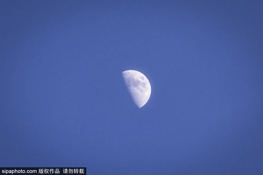 世界杯信用网_姆巴佩“作死”？国家德比巴萨2-0领先世界杯信用网，他一条动态引爆皇马球迷怒火！