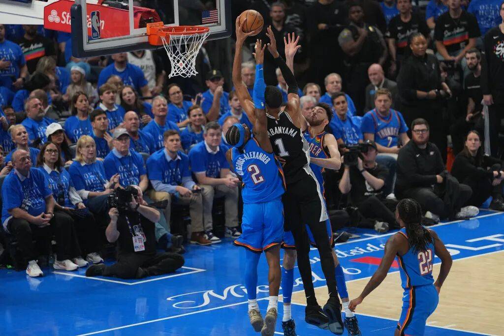 世界杯如何代理
_NBA|文班亚马41+24世界杯如何代理
!马刺力克雷霆夺下西决开门红